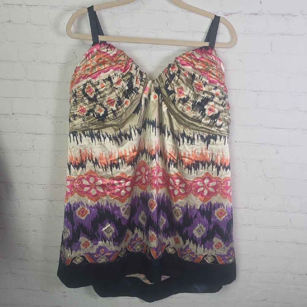 Apostrophe Multicolor Patterned Top - Picture 1 of 13